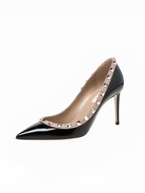 Valentino Black Patent Leather Rockstud Trim
Pointed Toe Pumps Size 39/ US 9